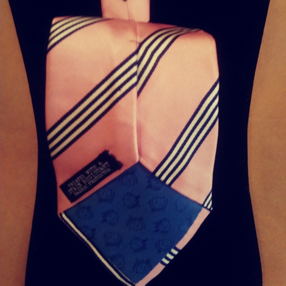 VAN HEUSEN SILK TIE - Picture 1 of 3